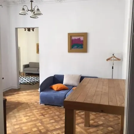 Kamienica Srodmiescie 18b * Warsaw