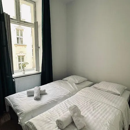 Kamienica Srodmiescie Apt 18B By Form Space *